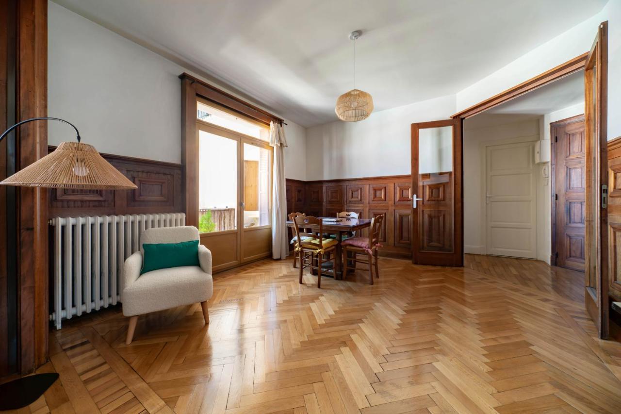 Le Belfort - Grand Appartement Avec Terrasse Et Parking Prive Vichy Eksteriør bilde