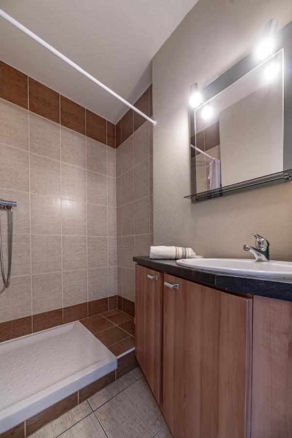 Le Belfort - Grand Appartement Avec Terrasse Et Parking Prive Vichy Eksteriør bilde