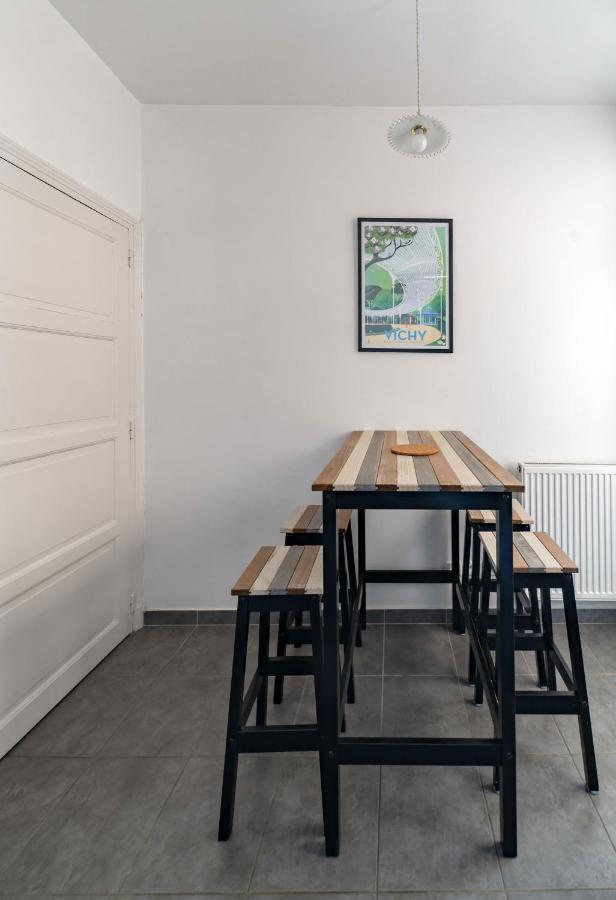 Le Belfort - Grand Appartement Avec Terrasse Et Parking Prive Vichy Eksteriør bilde